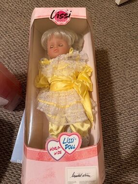 Lissi Doll in Yellow Lace Dress – Boxed Doll Original Doll. Never played with